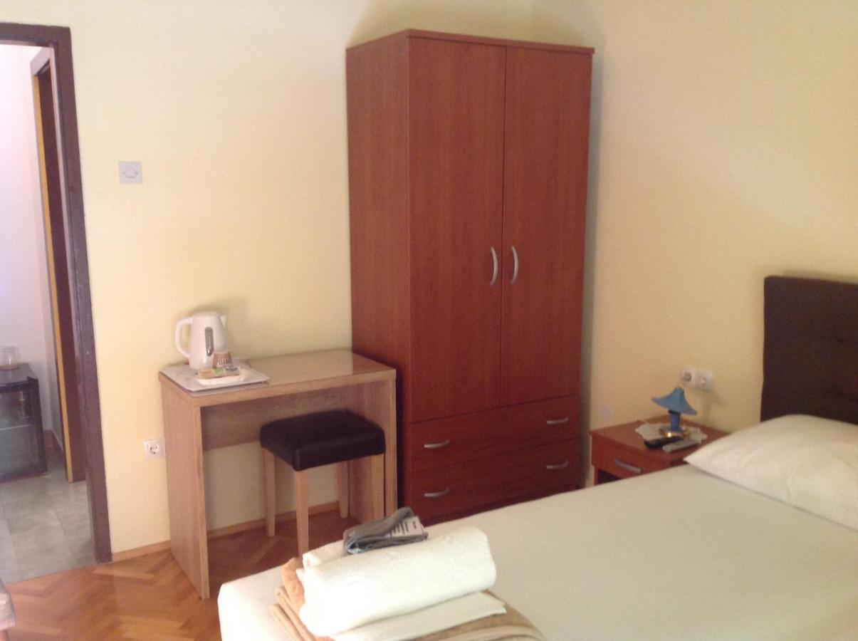 Bed & Breakfast Batosic ماكارسكا المظهر الخارجي الصورة