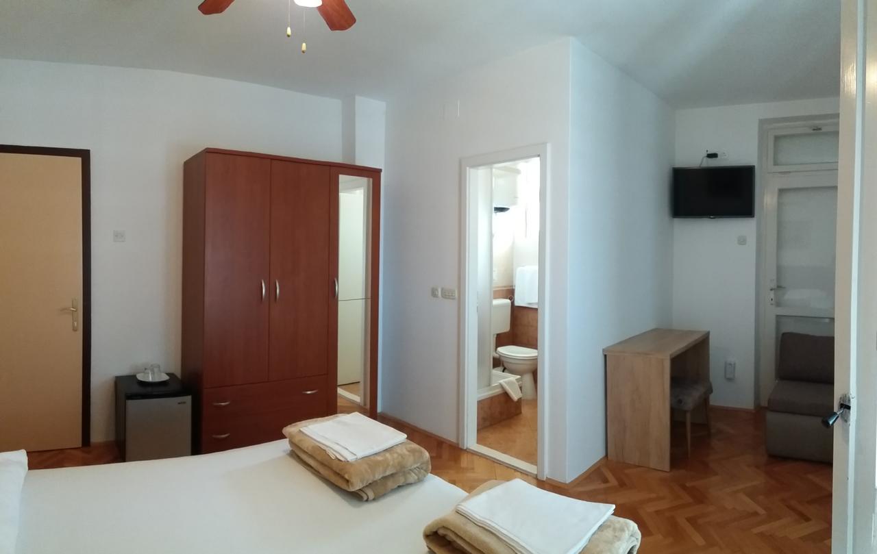 Bed & Breakfast Batosic ماكارسكا المظهر الخارجي الصورة
